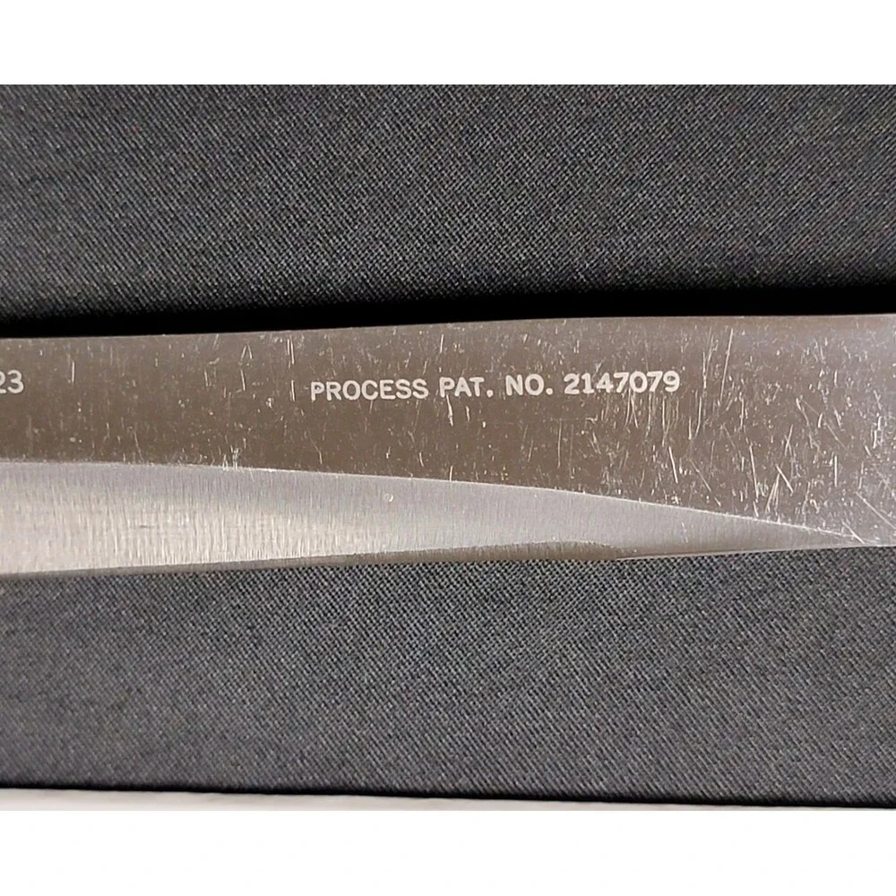 CUTCO 23 Carver Knife 9